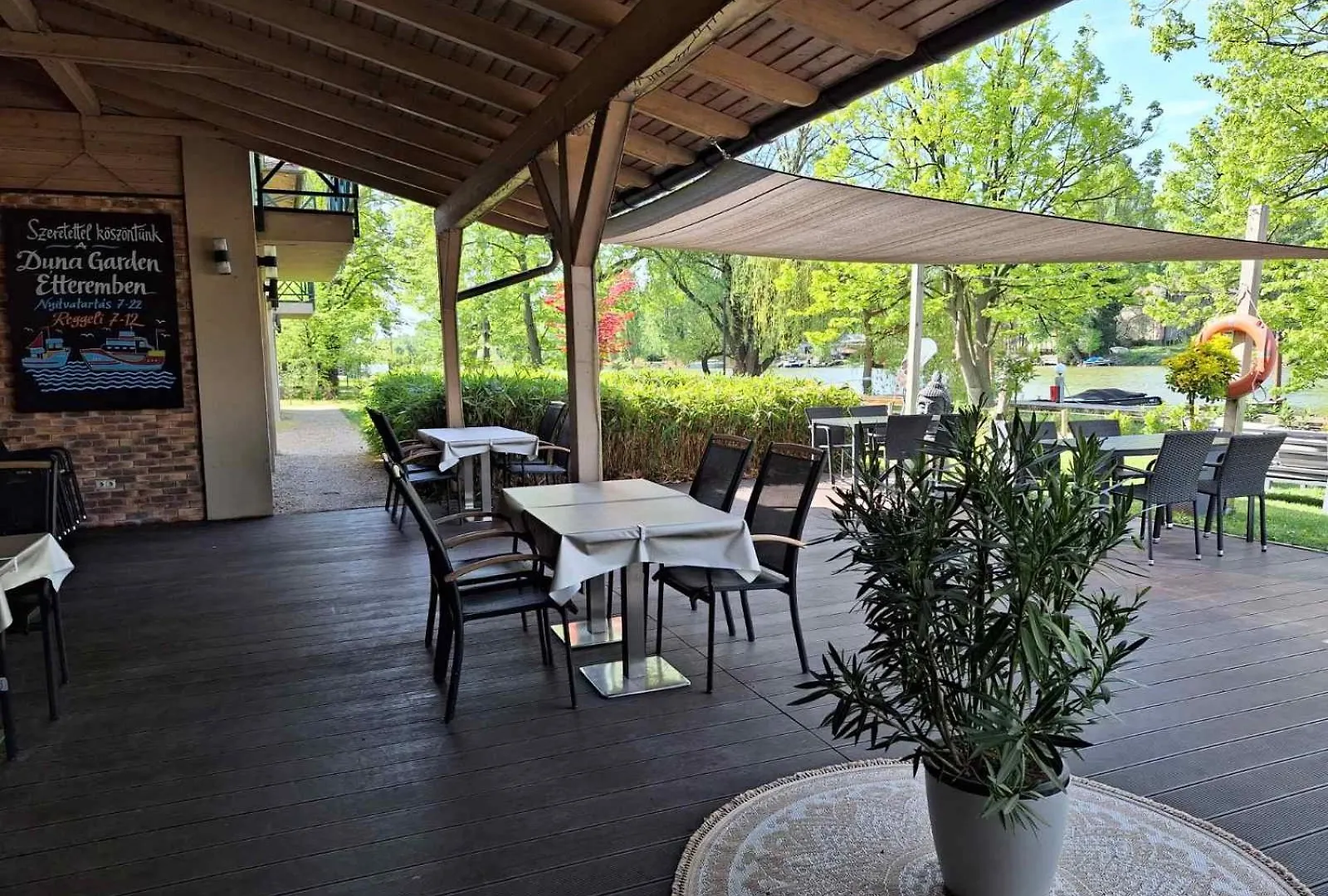 ****  Duna Garden Hotel Budapeszt Węgry