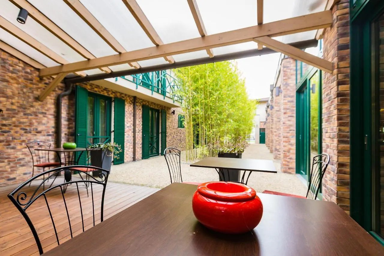 Duna Garden Hotel Budapest 4*,