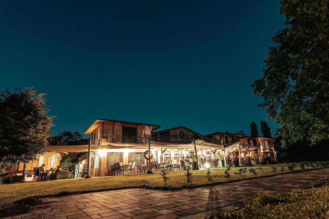 Duna Garden Hotel Будапешт Венгрия