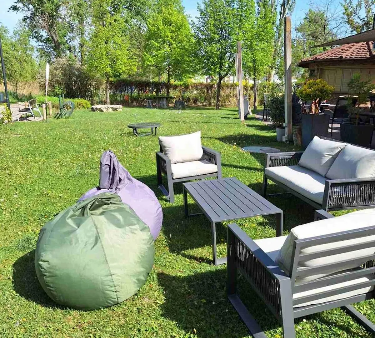 Duna Garden Hotel Будапешт Венгрия